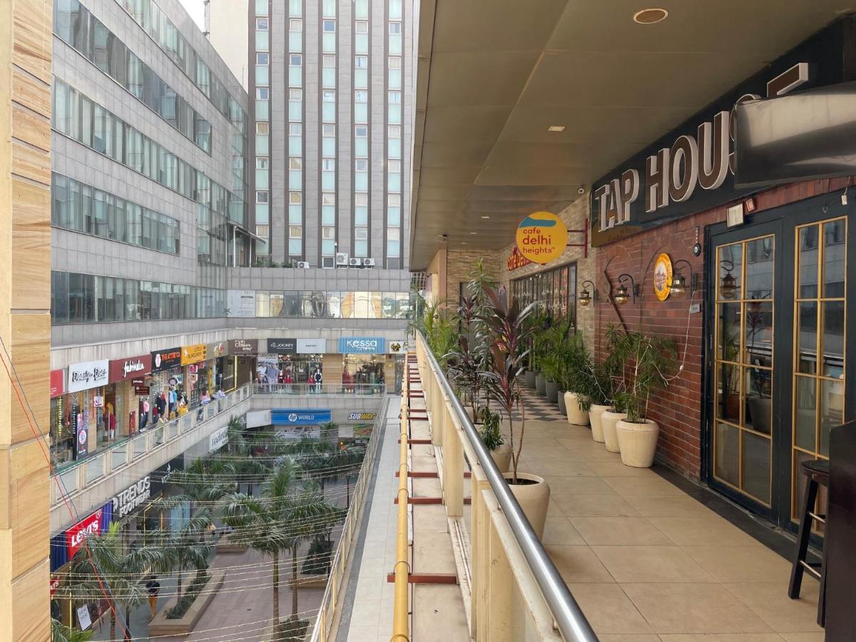Holiday Inn Express Gurugram Sector 50 By Ihg Gurgaon Eksteriør bilde